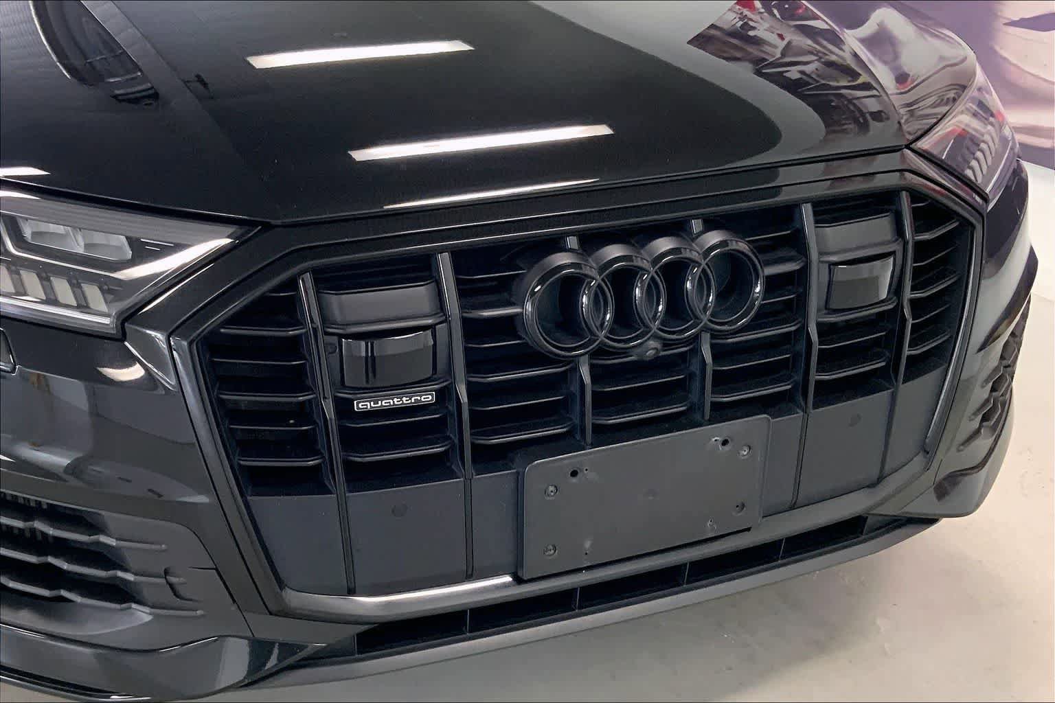Used 2022 Audi Q7 3.0T Prestige w/ Prestige Package image 30