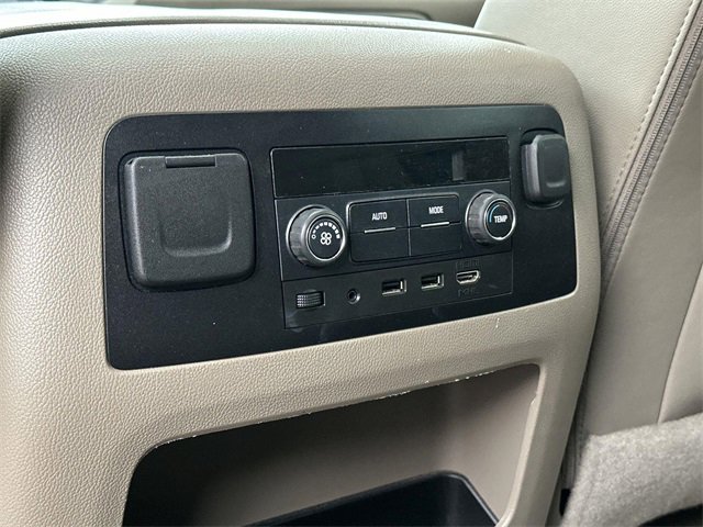 Used 2020 GMC Yukon SLT w/ Open Road Package image 43