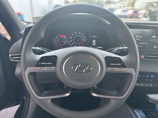 Used 2023 Hyundai Elantra SEL w/ Cargo Package FWD image 15