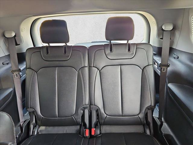 Used 2023 Jeep Grand Cherokee L Limited RWD image 16
