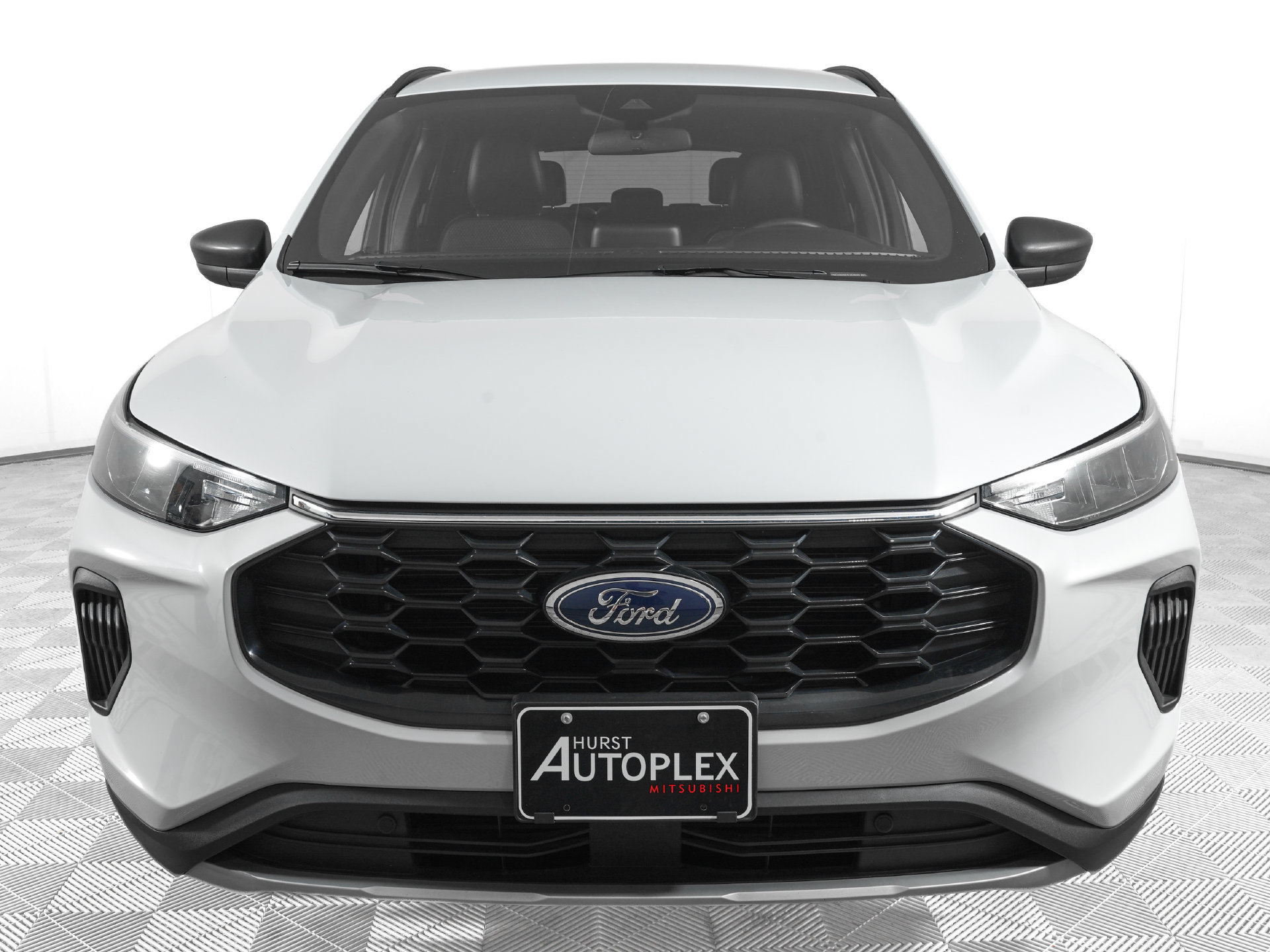 Used 2025 Ford Escape ST-Line AWD/4WD image 2