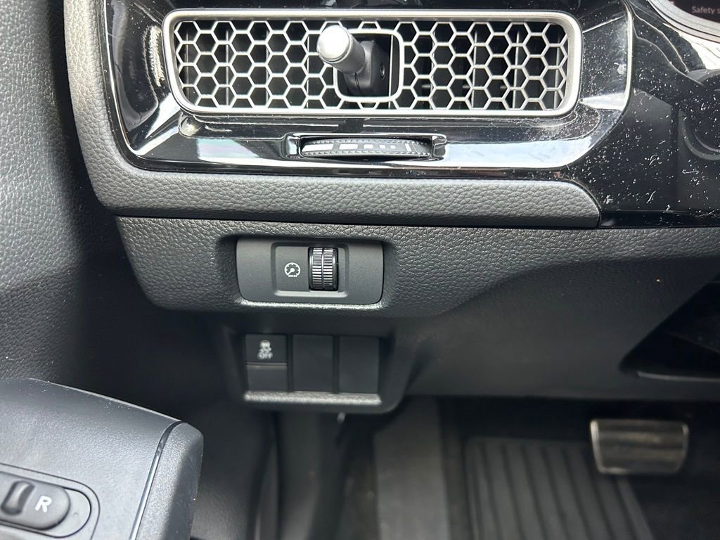 Used 2025 Honda Civic Sport image 45
