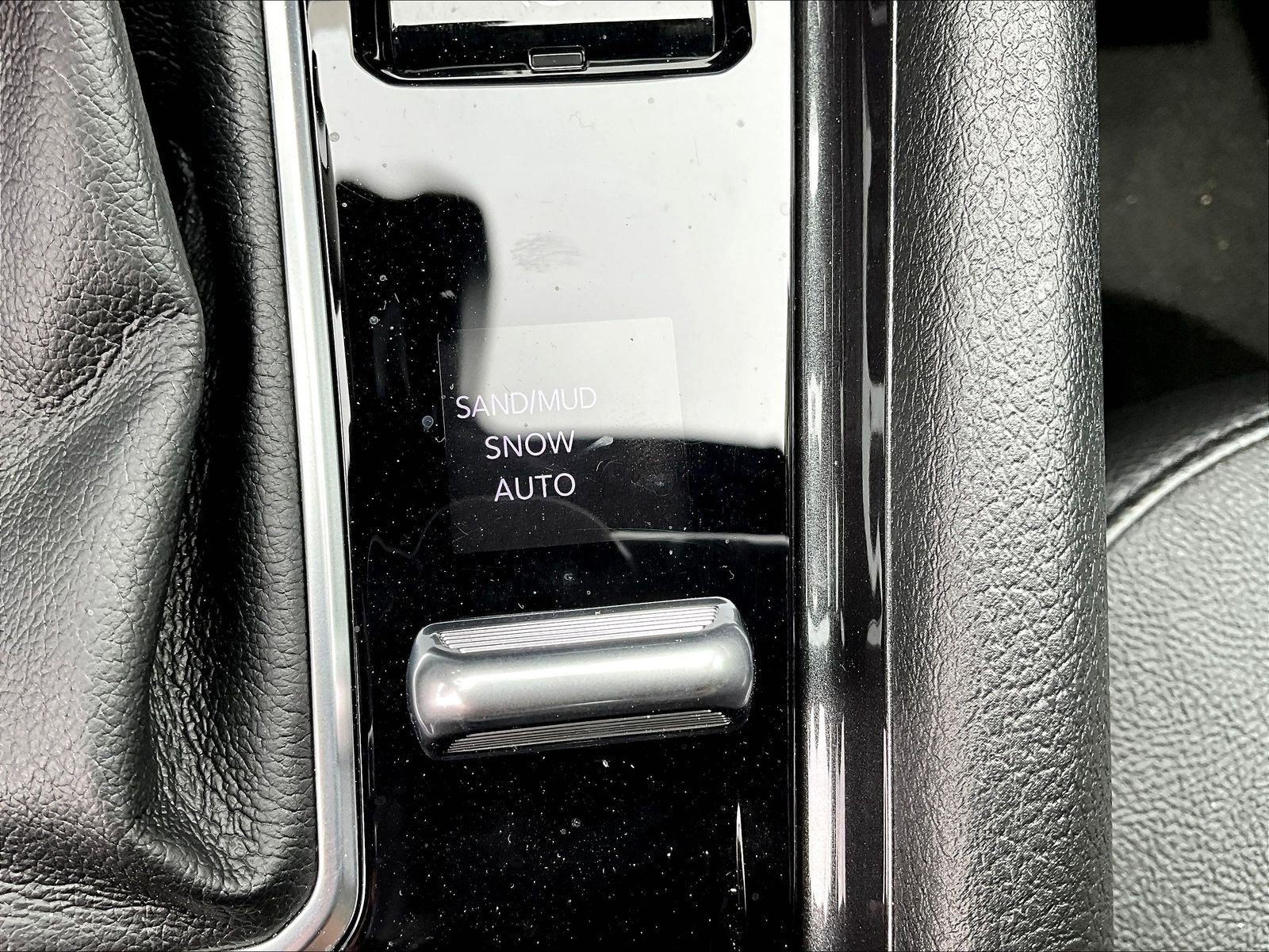 Used 2023 Jeep Compass Latitude AWD/4WD image 37