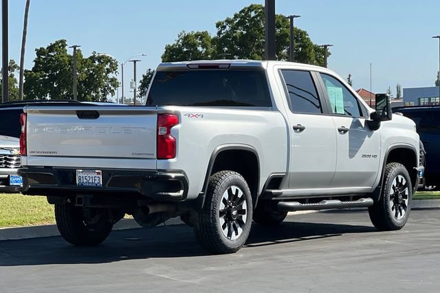 Used 2020 Chevrolet Silverado 2500 Custom w/ Custom Value Package AWD/4WD image 4