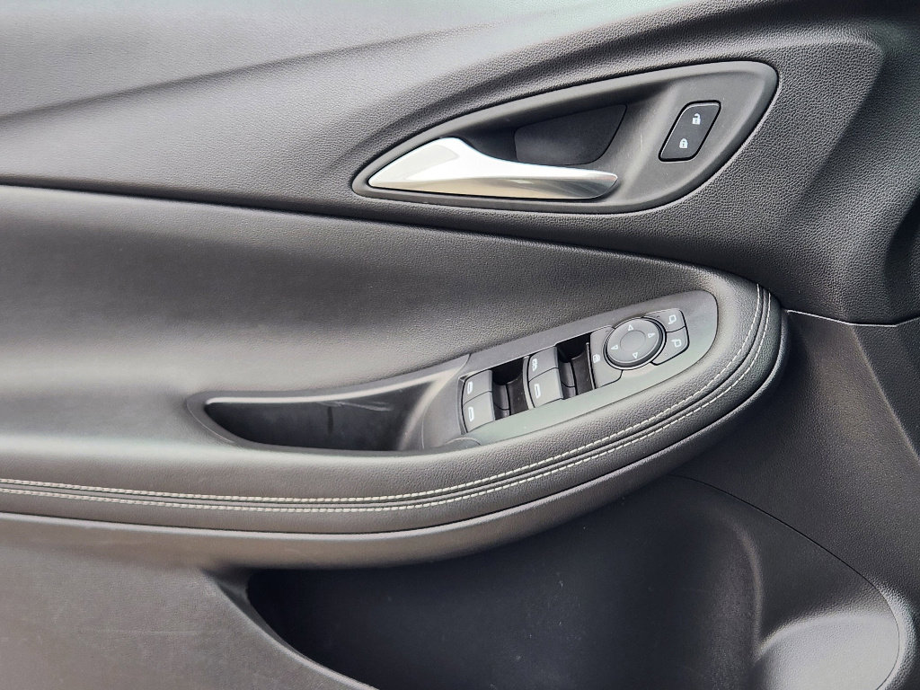 Certified 2025 Buick Encore GX Preferred image 23