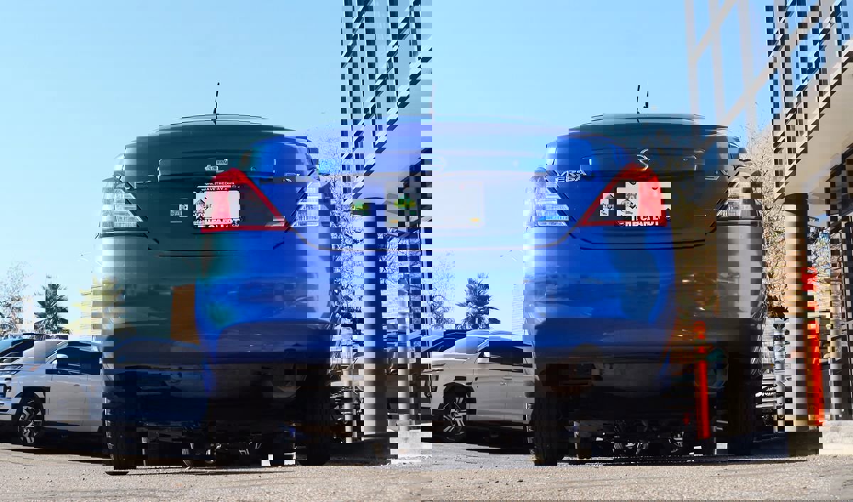 Used 2012 Nissan Versa SV image 12