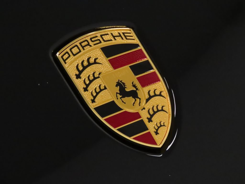 New 2026 Porsche Macan AWD/4WD image 13