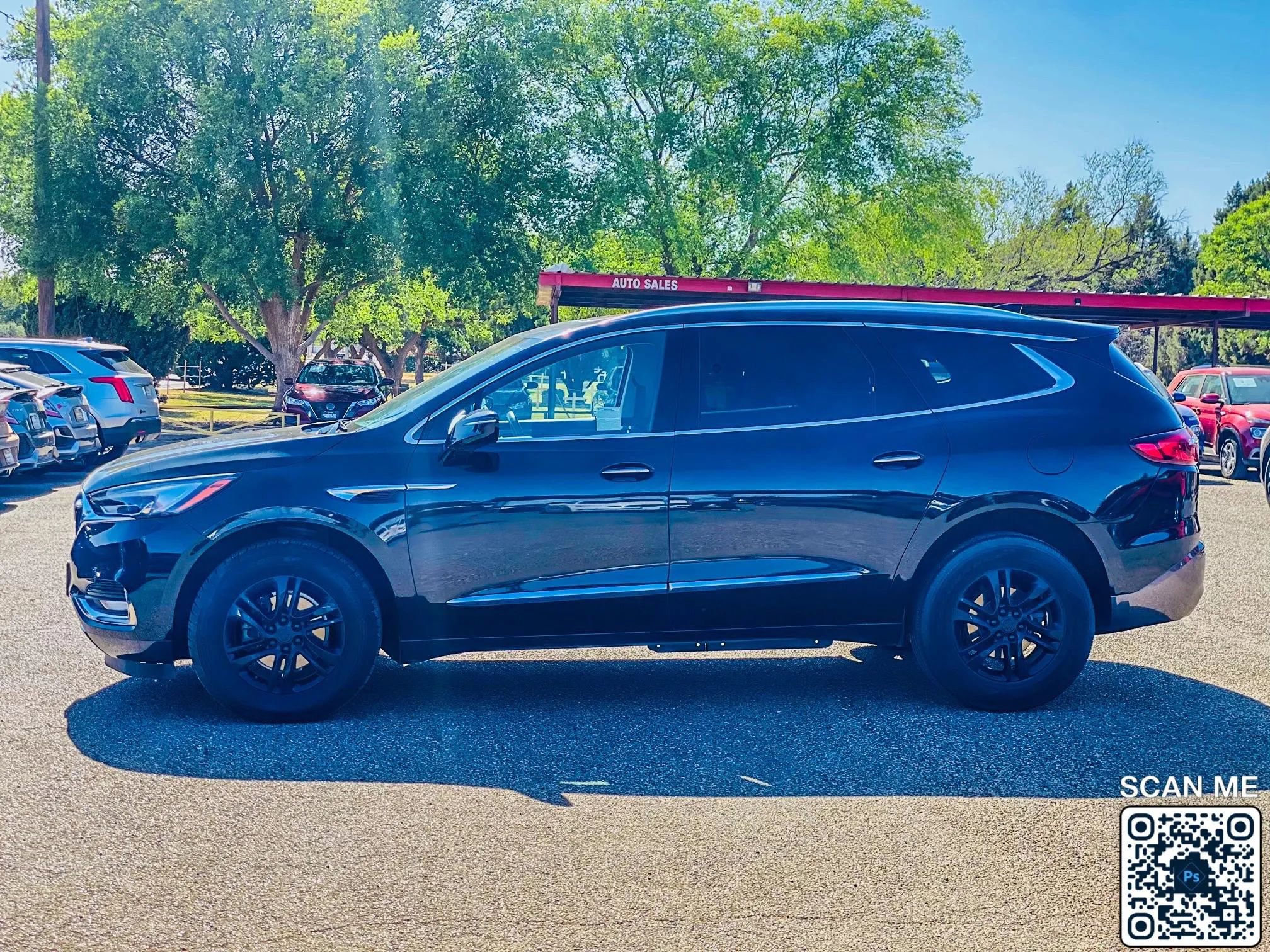 Used 2021 Buick Enclave Essence w/ Sound and Sites Package FWD image 5
