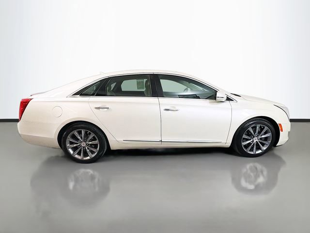 Used 2013 Cadillac XTS Luxury image 8
