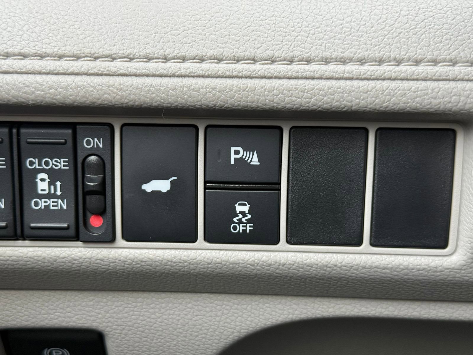 Used 2025 Honda Odyssey Elite image 45