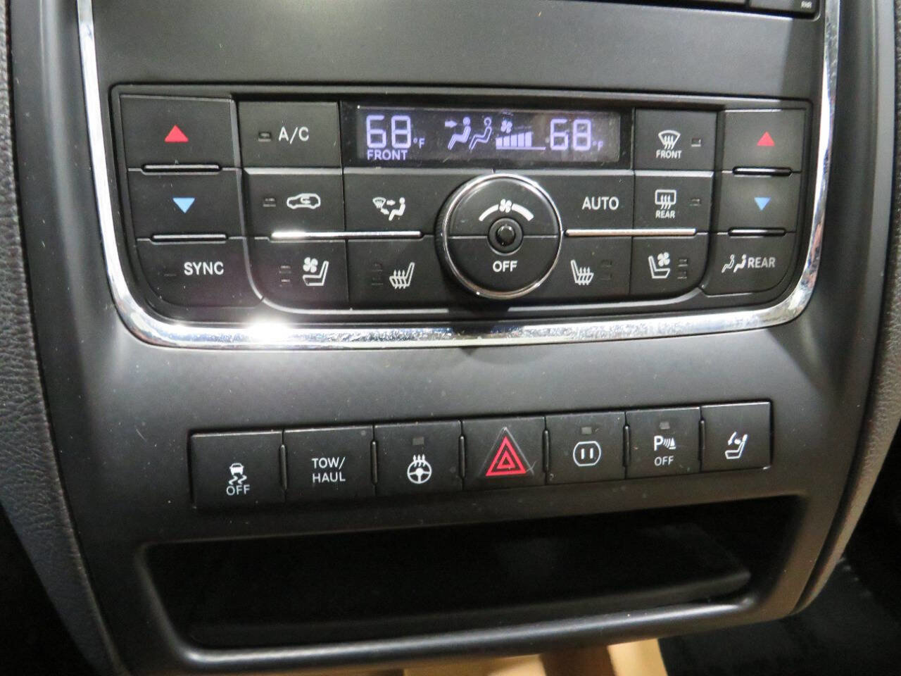 Used 2011 Dodge Durango Citadel w/ Trailer Tow Group IV image 20