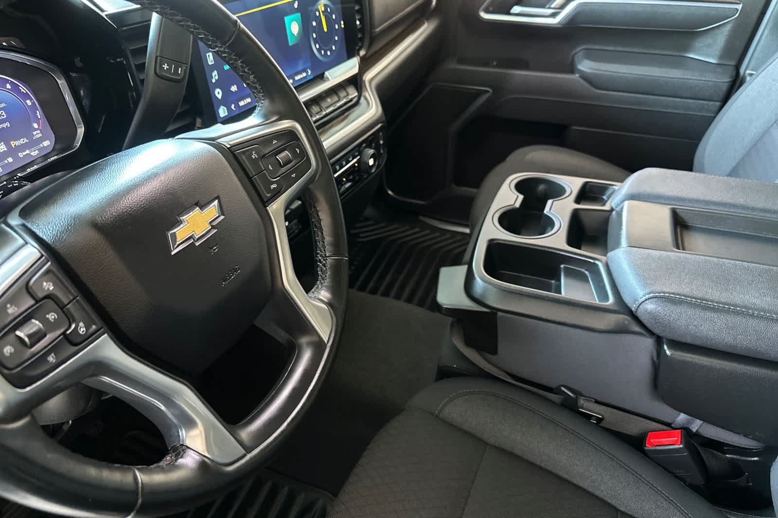 Used 2026 Chevrolet Silverado 1500 LT AWD/4WD image 11
