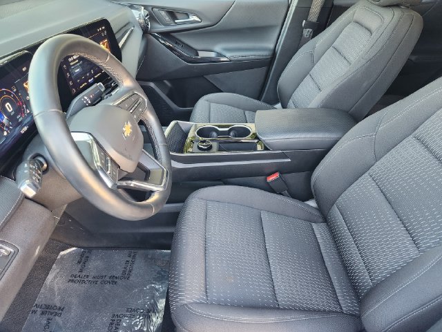 Used 2026 Chevrolet Equinox LT FWD image 4