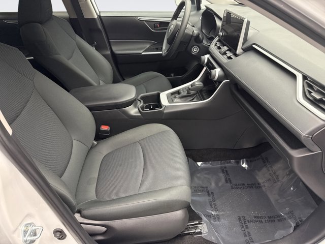 Used 2024 Toyota RAV4 LE image 16