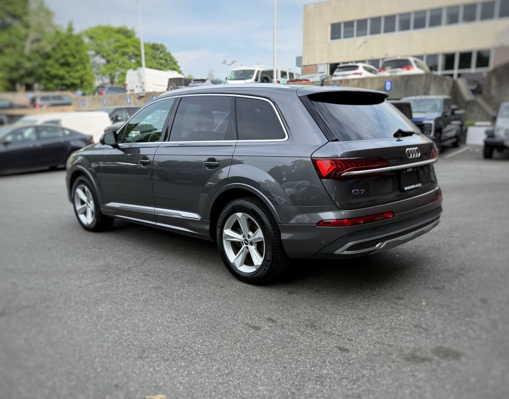 Used 2021 Audi Q7 2.0T Premium Plus w/ Premium Plus Package AWD/4WD image 12