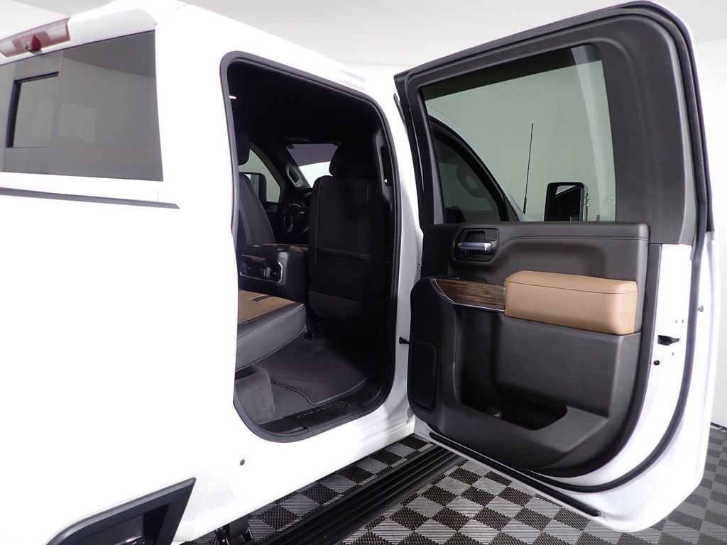 Used 2022 Chevrolet Silverado 3500 High Country w/ Z71 Off-Road Package image 36