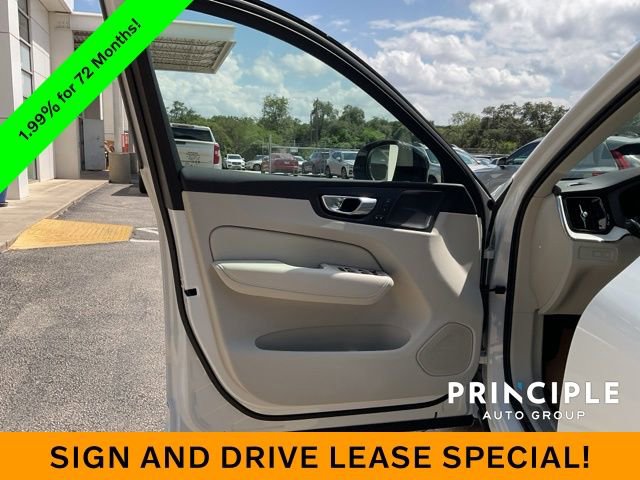 New 2026 Volvo XC60 T8 Ultra w/ Protection Package Premier image 13