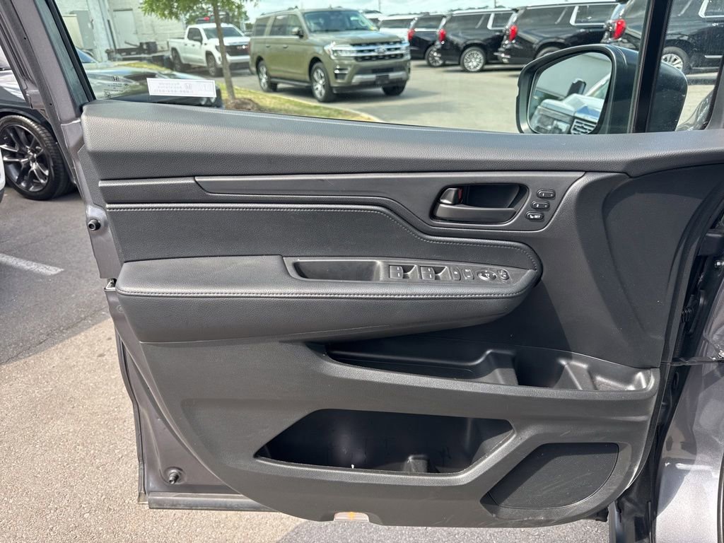 Used 2025 Honda Odyssey EX-L image 9