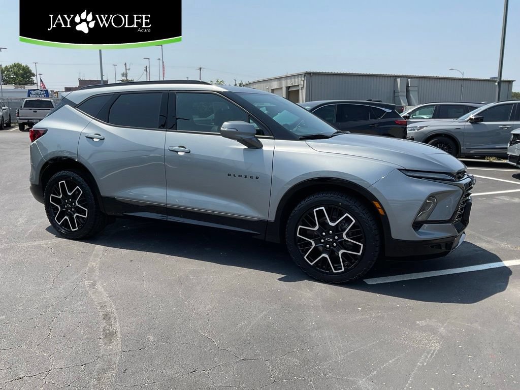 Used 2023 Chevrolet Blazer RS w/ Driver Confidence II Package AWD/4WD image 1
