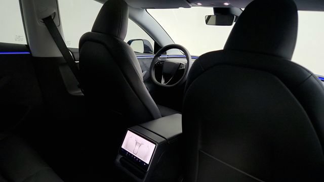 Used 2024 Tesla Model 3 Long Range AWD/4WD image 40