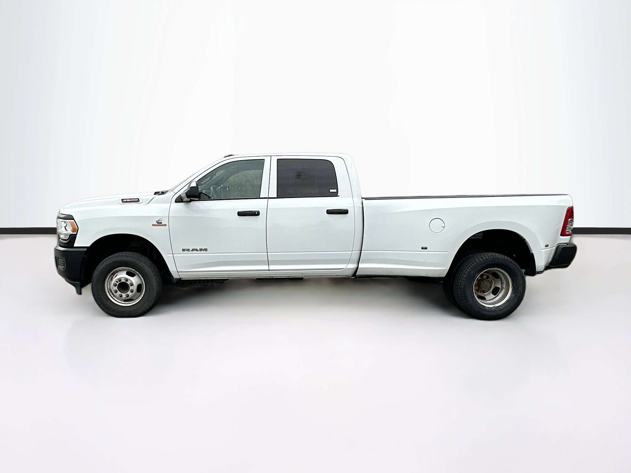 Used 2022 RAM 3500 Tradesman AWD/4WD image 4