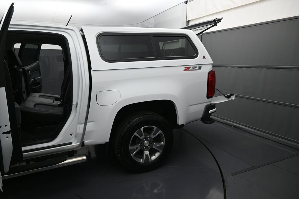 Used 2019 Chevrolet Colorado Z71 AWD/4WD image 12