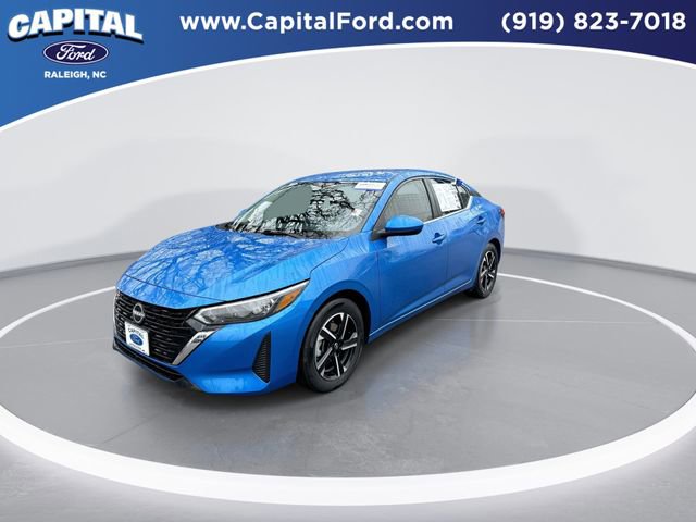 Used 2025 Nissan Sentra SV image 4