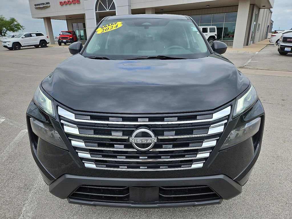 Used 2024 Nissan Rogue S image 12