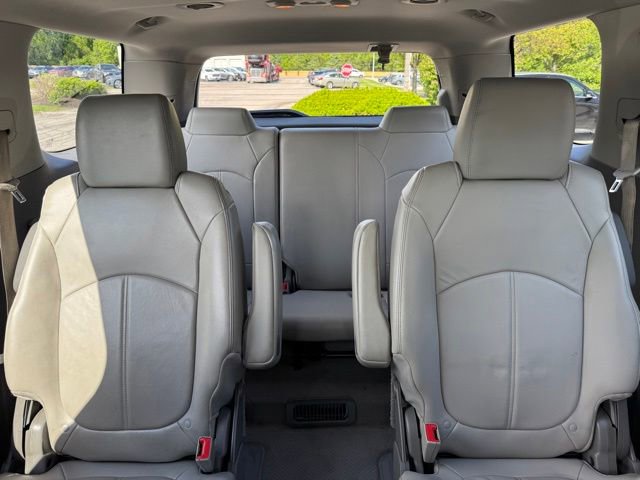 Used 2015 GMC Acadia SLT AWD/4WD image 29
