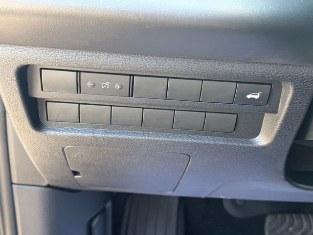 Used 2024 Mitsubishi Outlander SE image 26