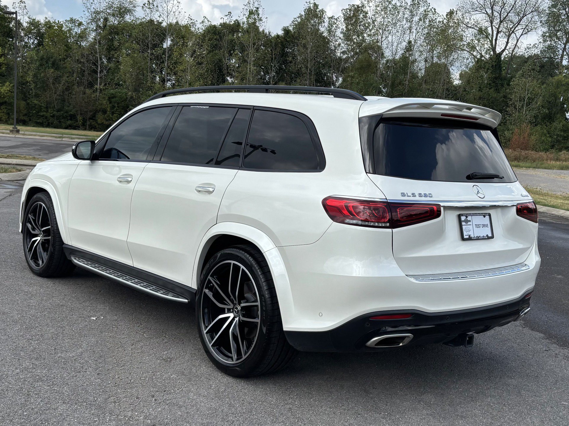 Used 2020 Mercedes-Benz GLS 580 4MATIC image 4