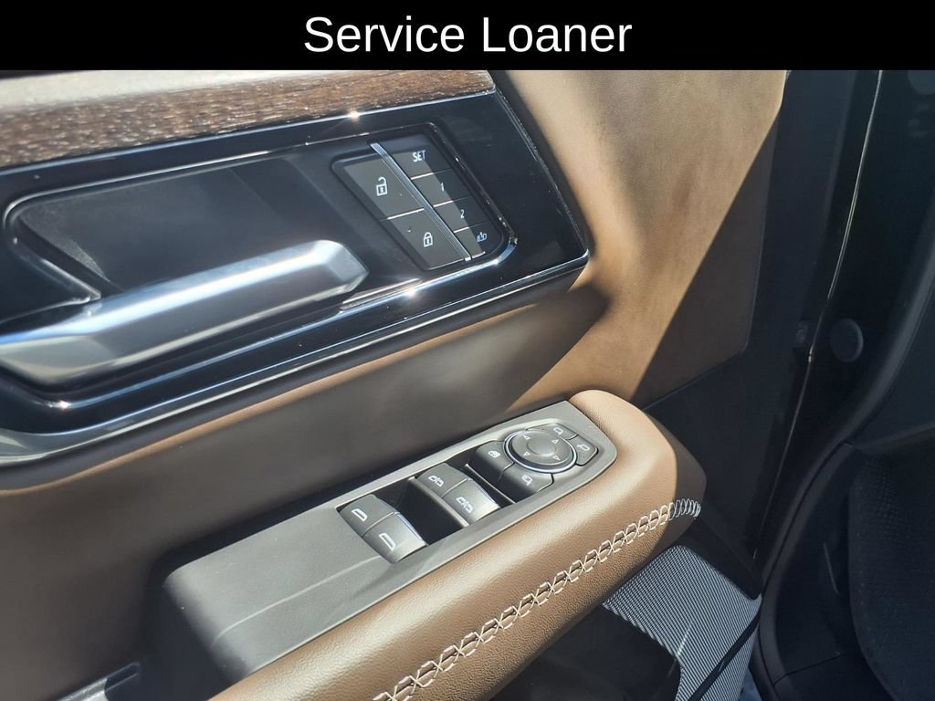 New 2026 GMC Yukon Denali Ultimate AWD/4WD image 11