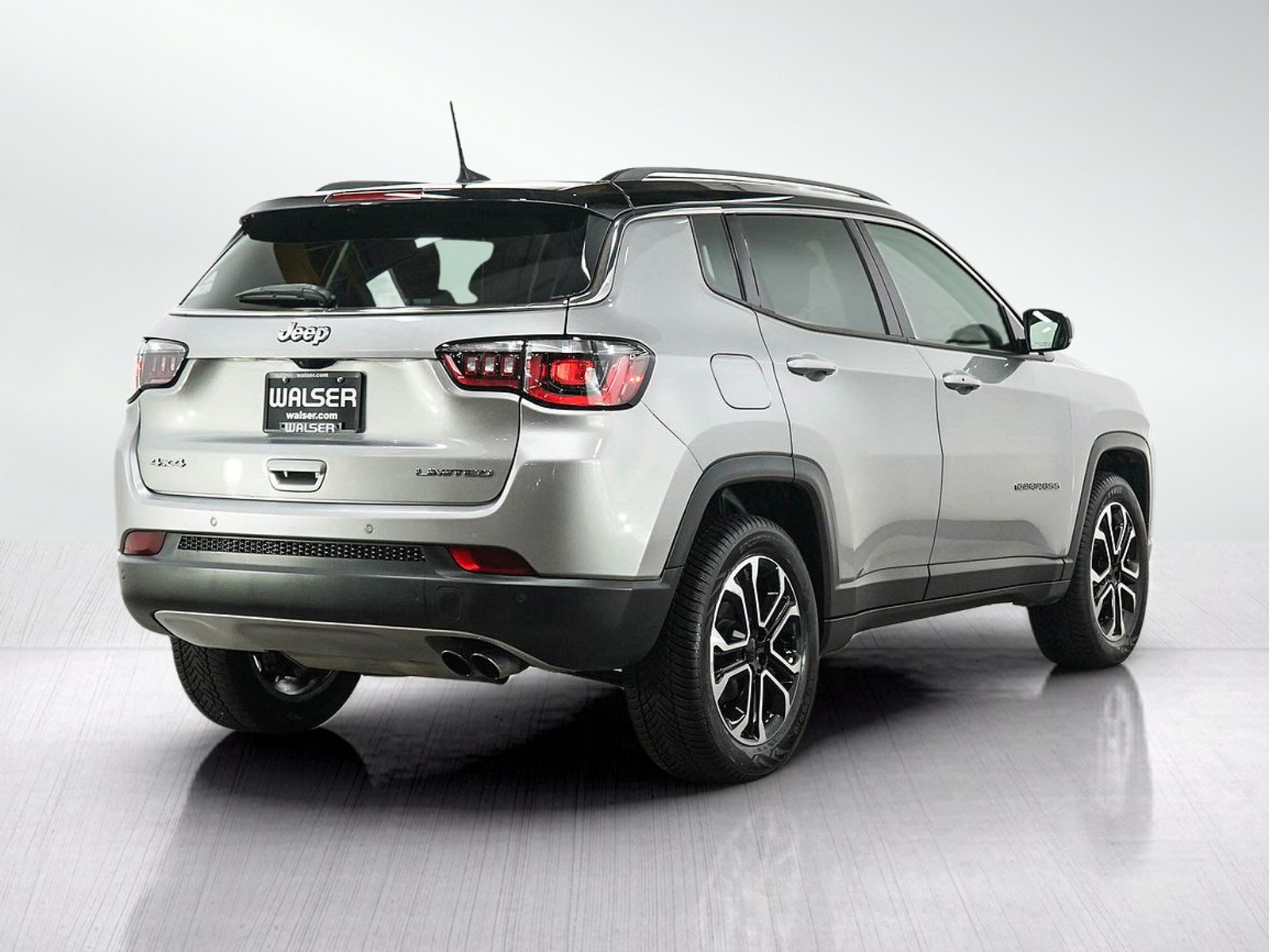 Used 2022 Jeep Compass Limited AWD/4WD image 5