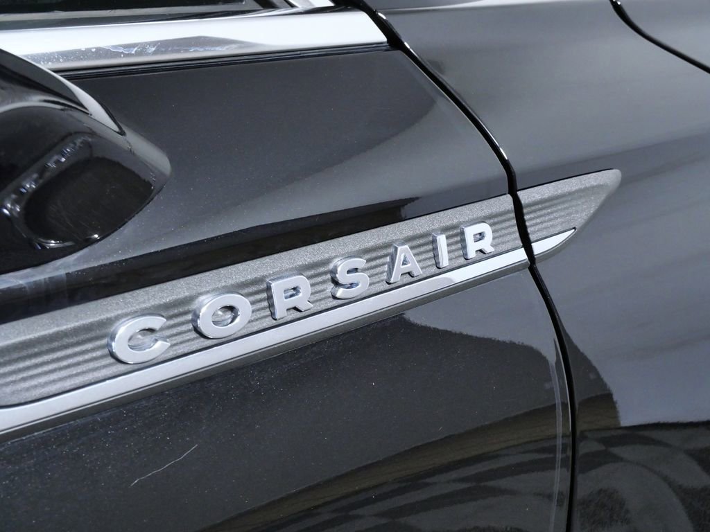 Certified 2022 Lincoln Corsair Reserve w/ Equipment Group 201A image 10