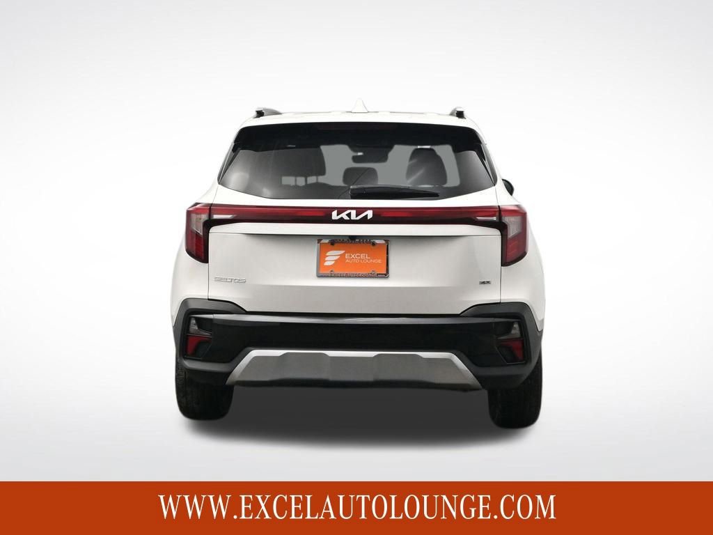Used 2024 Kia Seltos EX image 5