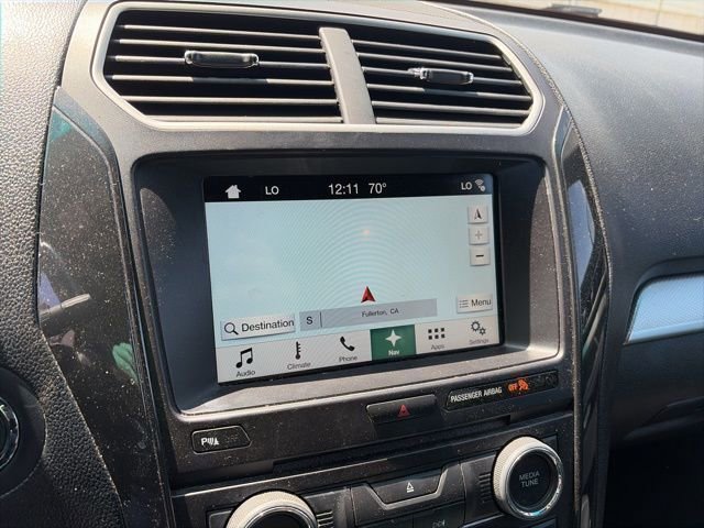 Used 2017 Ford Explorer XLT w/ Equipment Group 202A FWD image 44