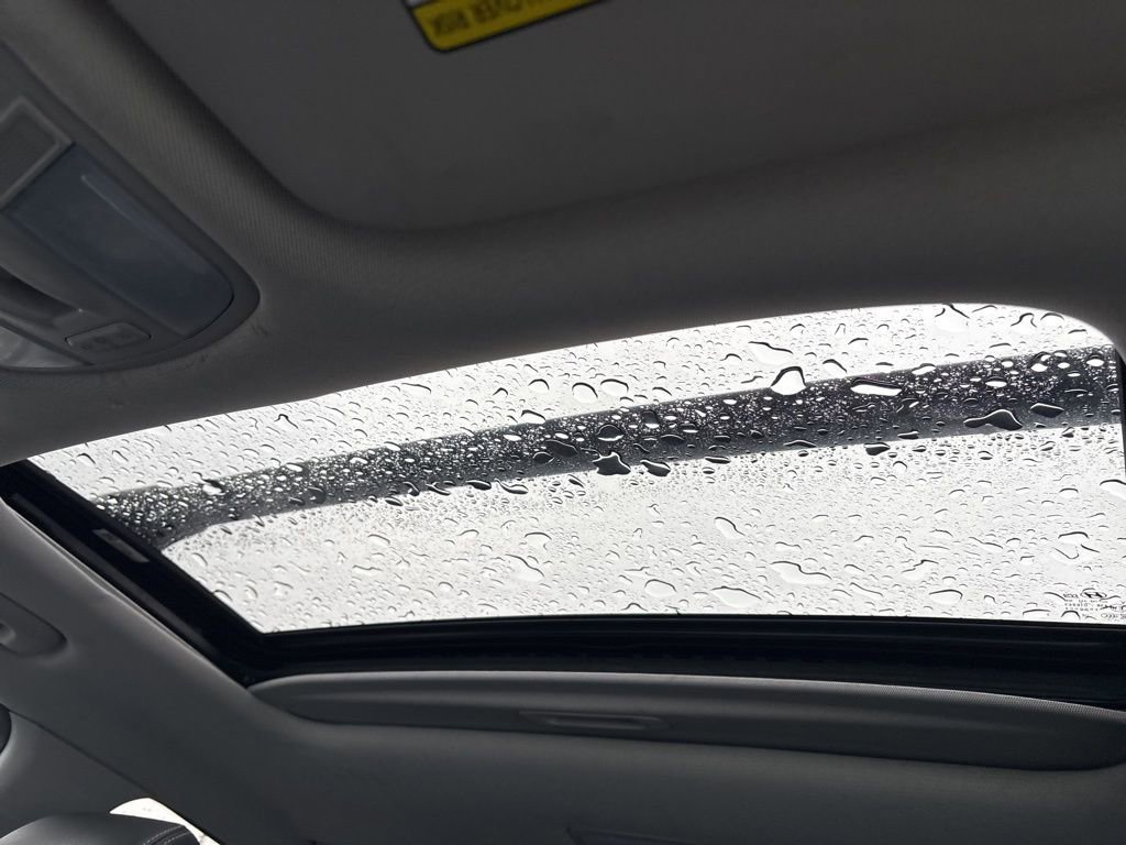 Used 2021 Hyundai Kona Limited image 23