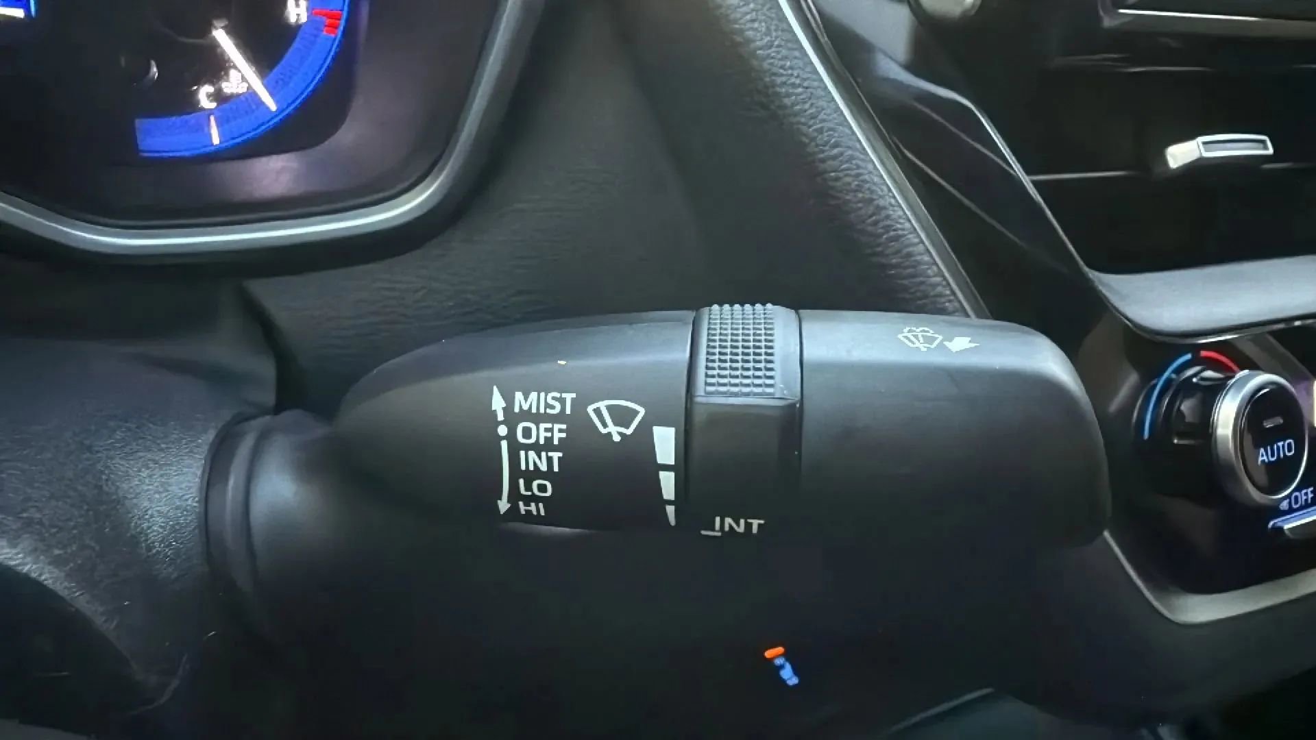 Used 2021 Toyota Corolla XSE image 11