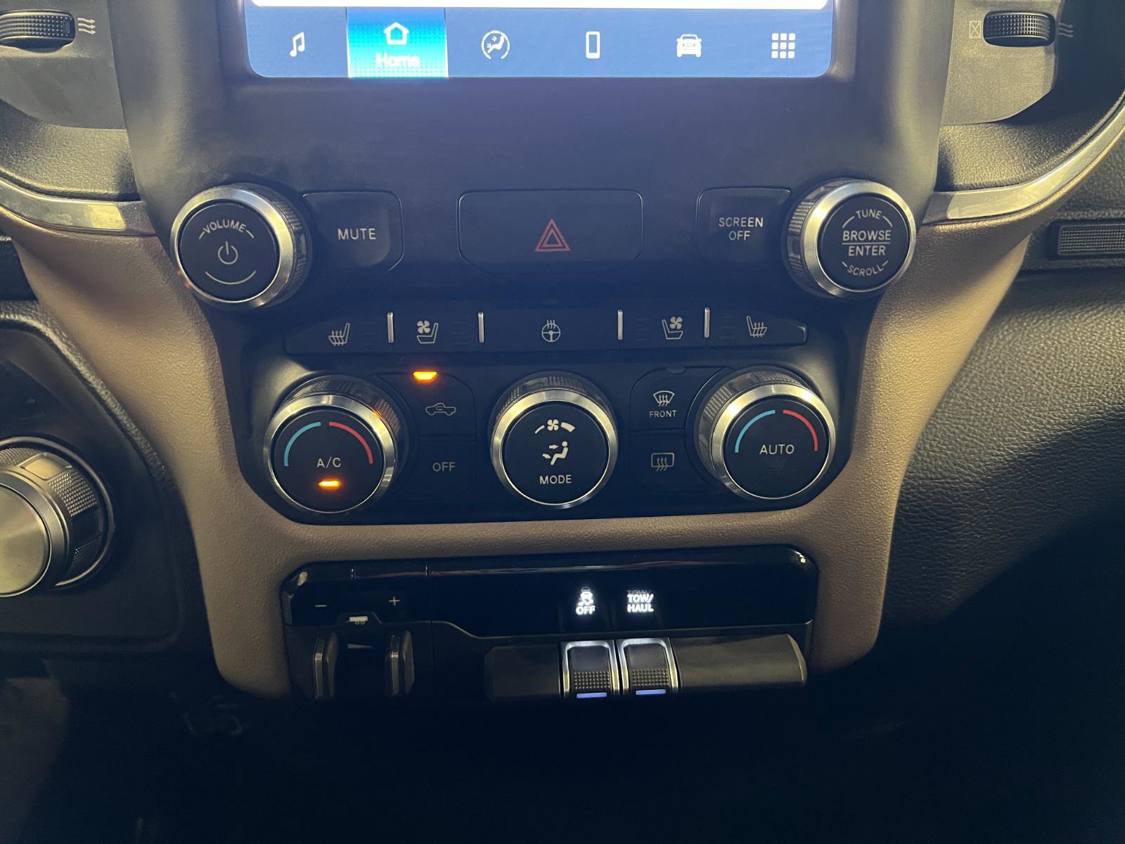 Used 2022 RAM 1500 Laramie image 19