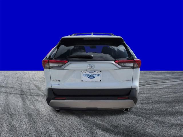 Used 2025 Toyota RAV4 Limited FWD image 5