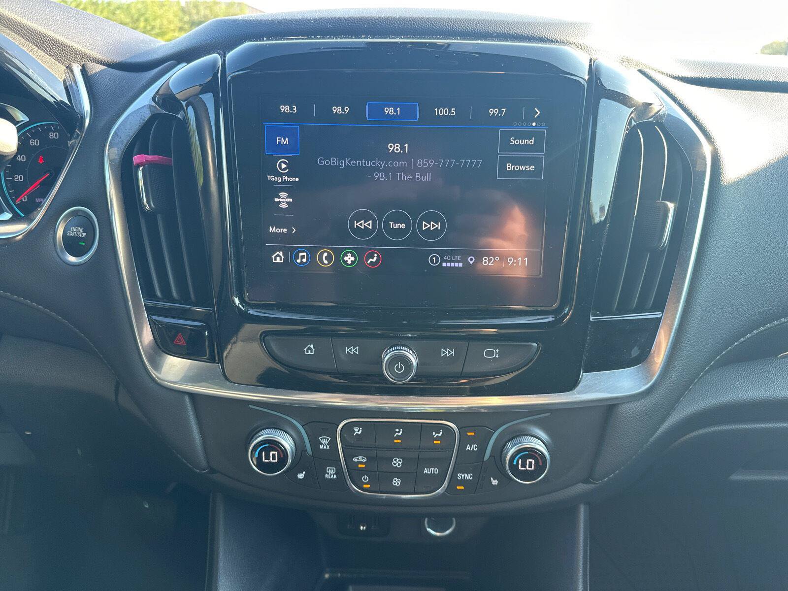 Used 2023 Chevrolet Traverse LT AWD/4WD image 8