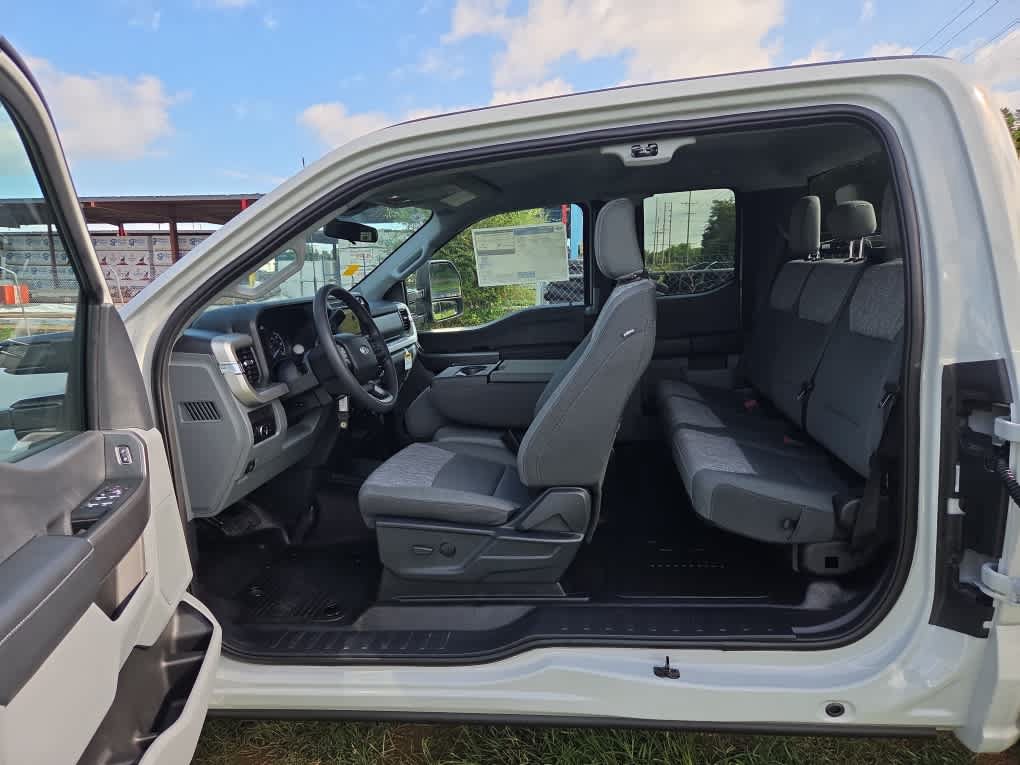 New 2026 Ford F350 XLT AWD/4WD image 25