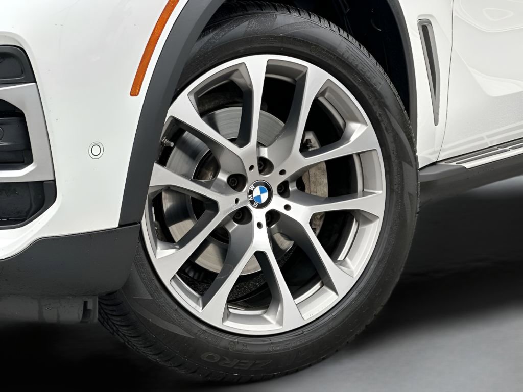 Used 2023 BMW X5 sDrive40i image 14