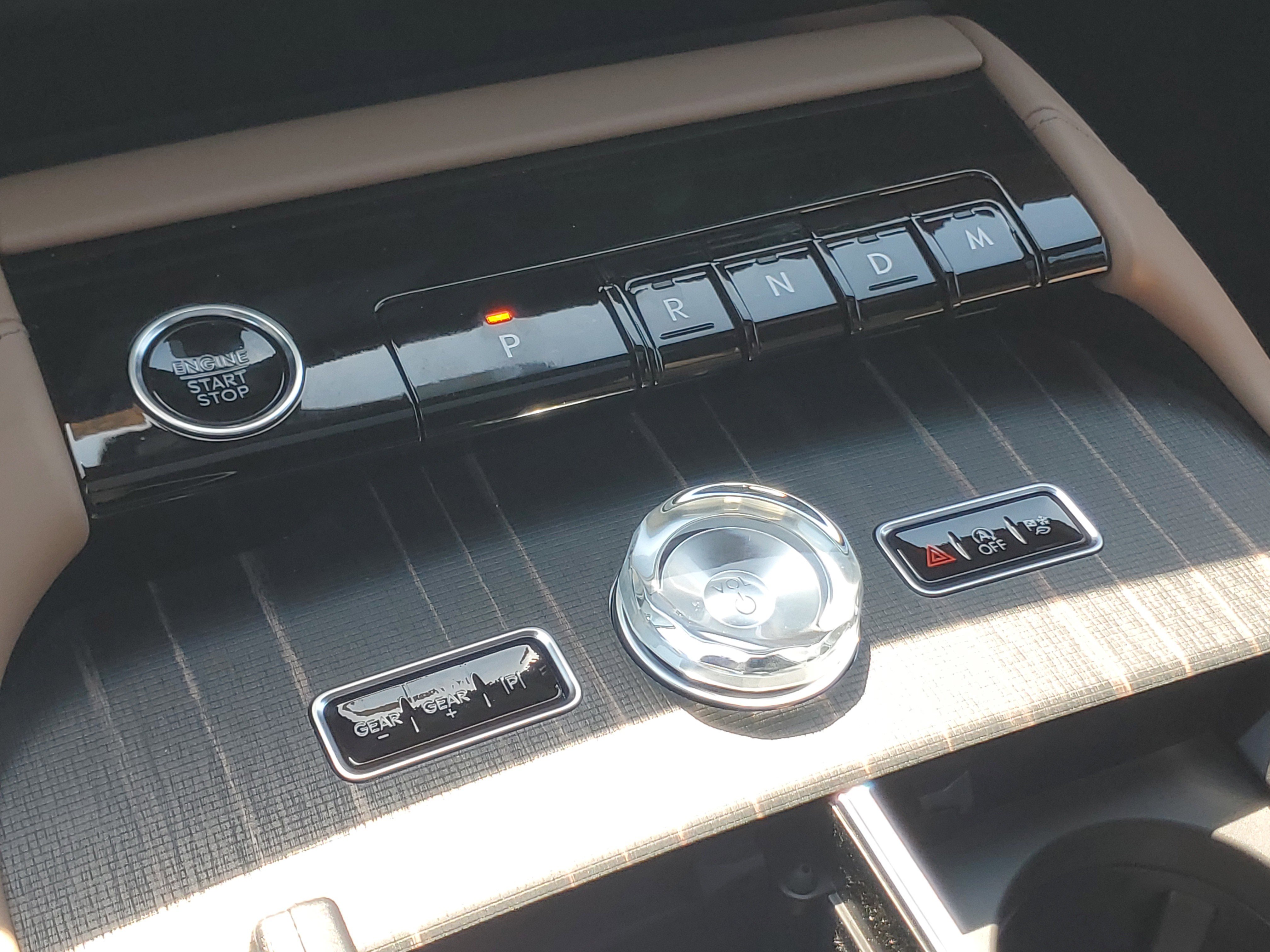 New 2026 Lincoln Navigator L Black Label AWD/4WD image 24