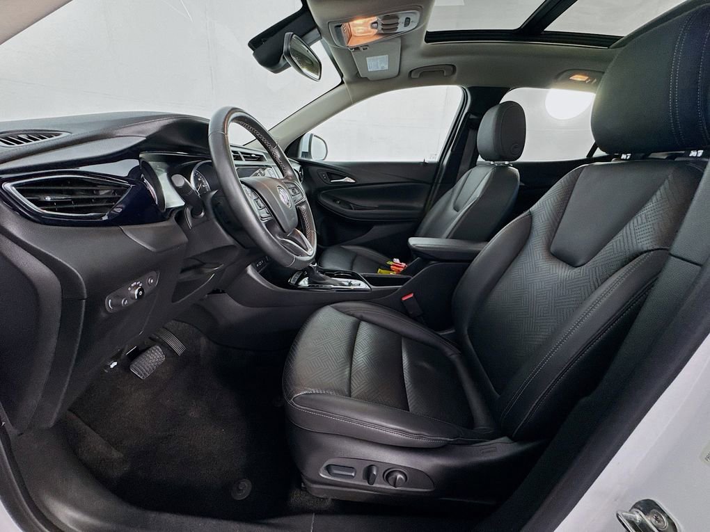Used 2023 Buick Encore GX Essence w/ Experience Buick Package FWD image 12