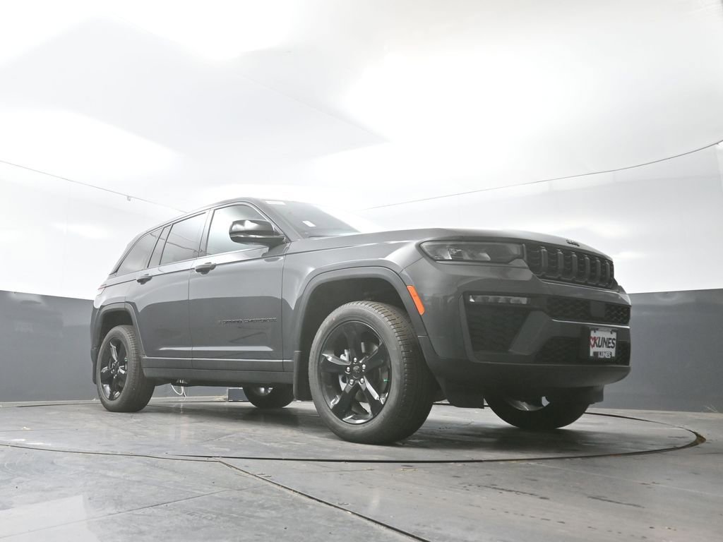 New 2026 Jeep Grand Cherokee Limited image 39
