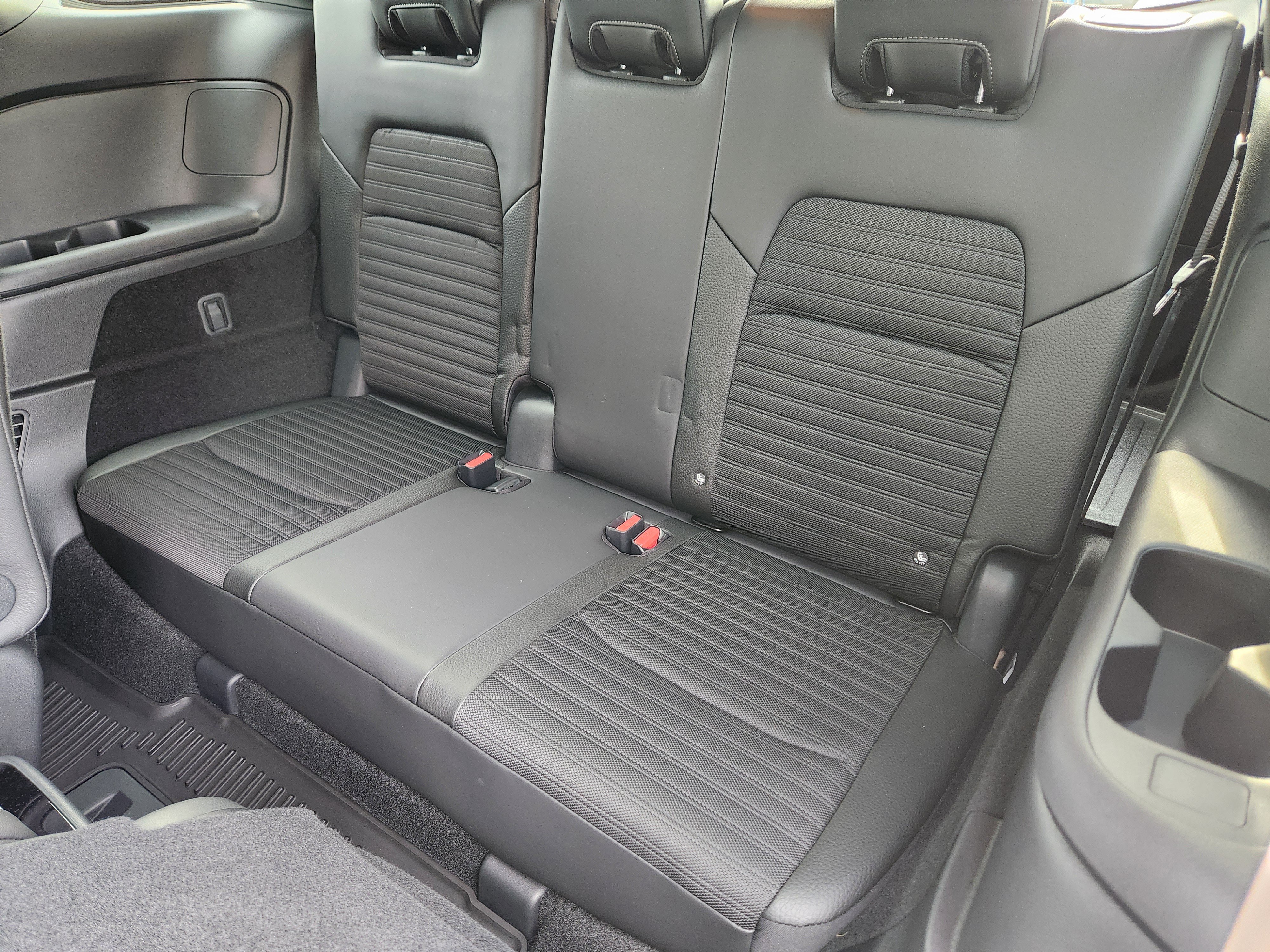 Used 2025 Nissan Pathfinder Rock Creek AWD/4WD image 23