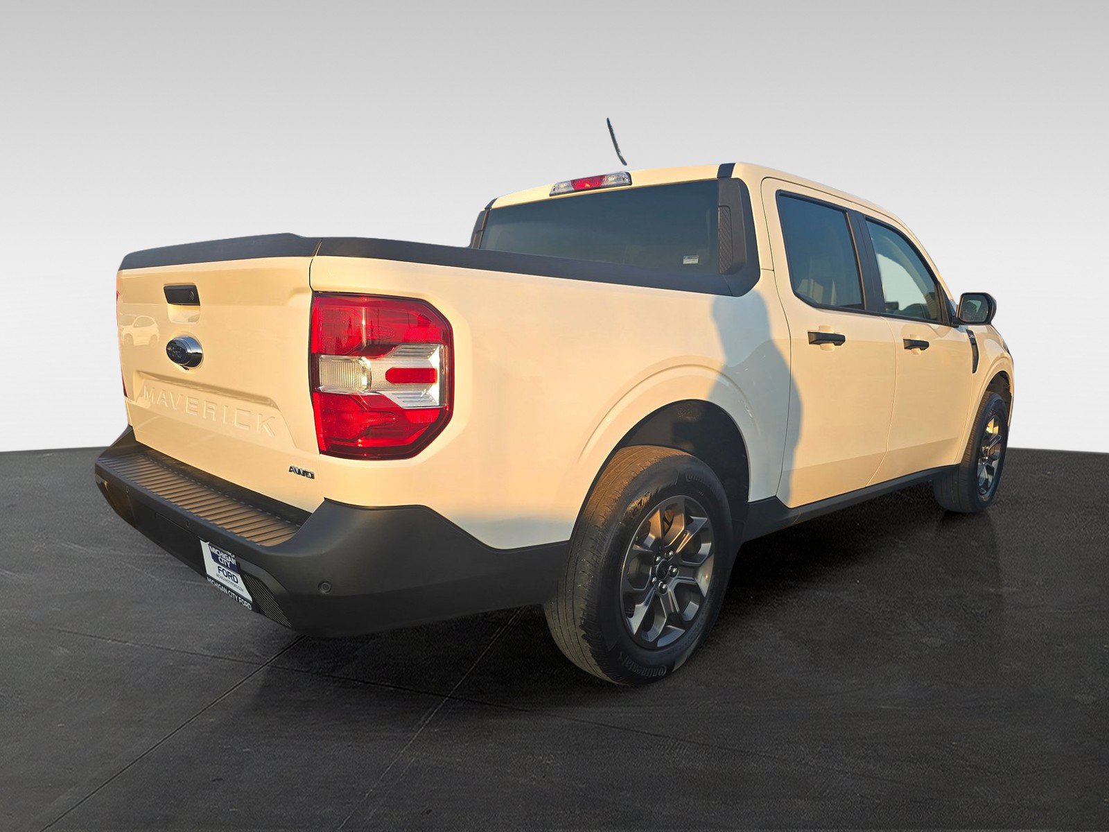 Used 2024 Ford Maverick XLT w/ Equipment Group 300A Standard AWD/4WD image 5