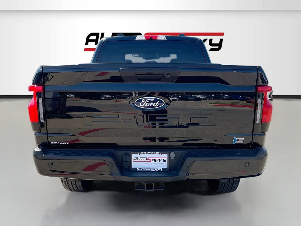 Used 2025 Ford F150 Lightning XLT AWD/4WD image 6