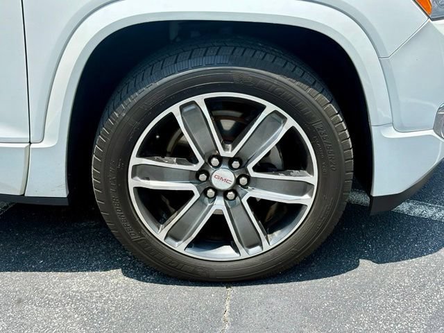 Used 2018 GMC Acadia Denali w/ Technology Package FWD image 29